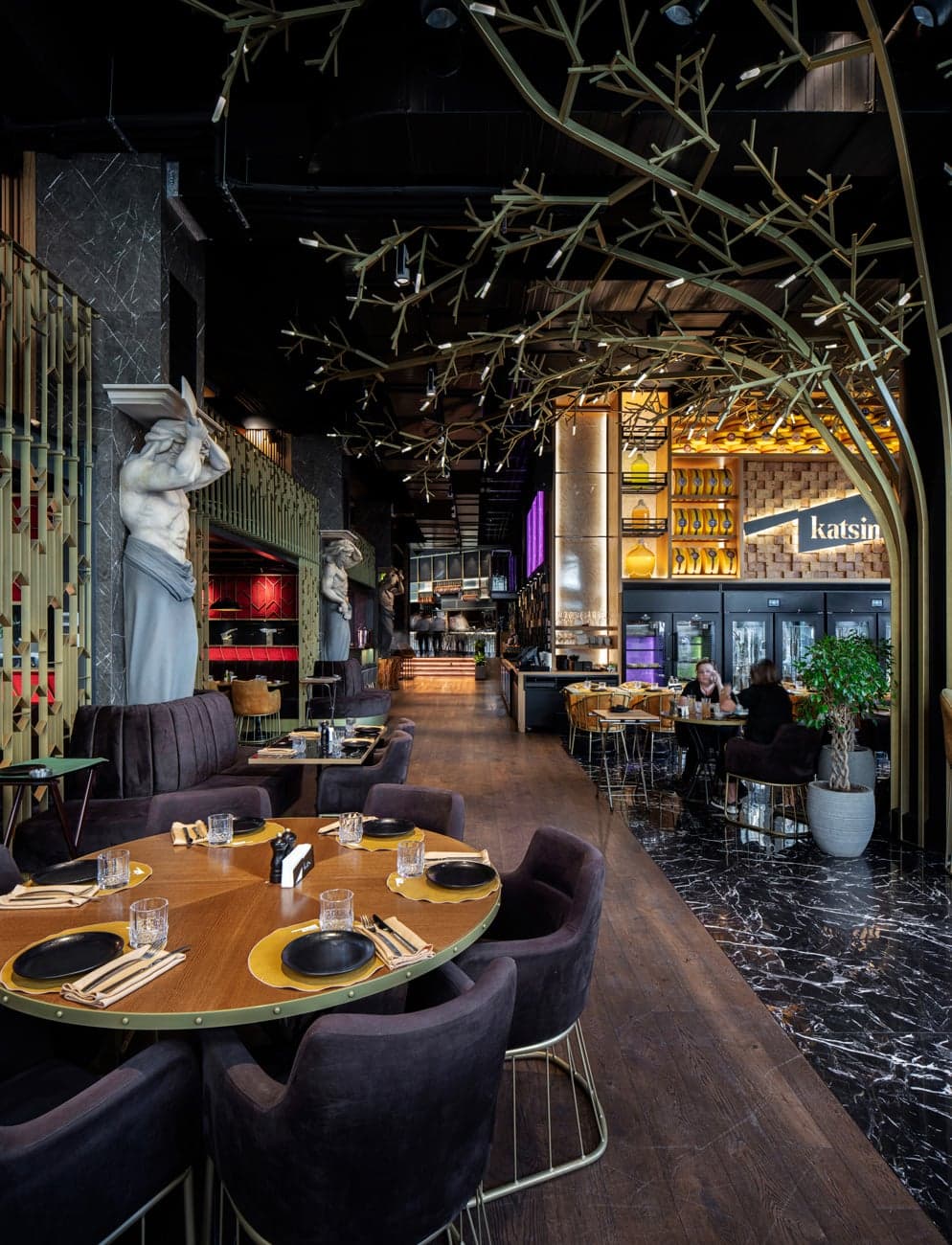 Luxury dining bar designed by IMAGEMAN