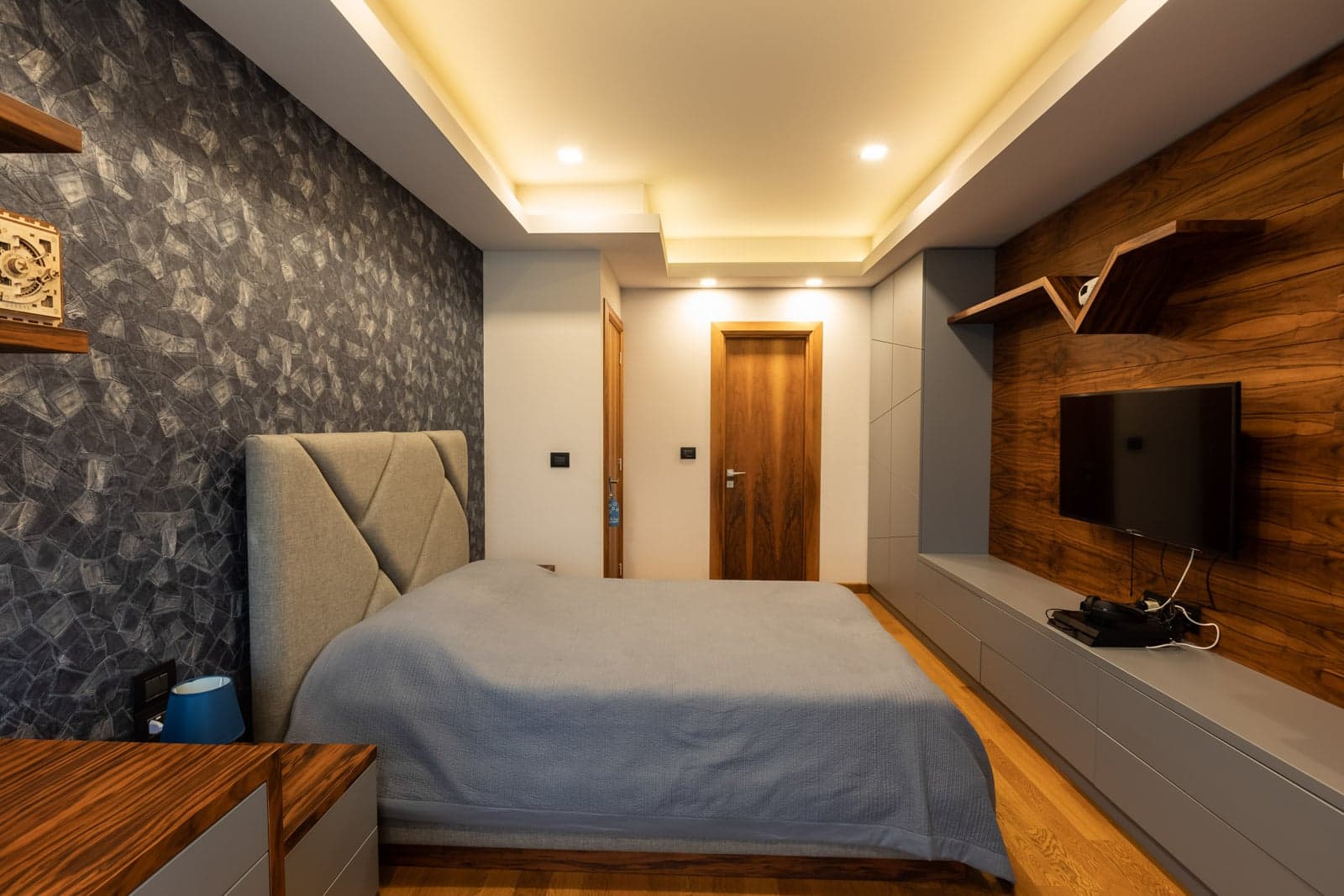 Interior architecture for a contemporary family apartment