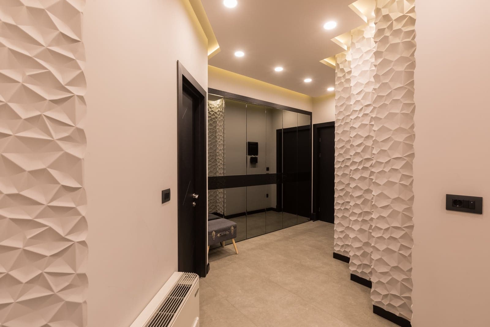 Modern residential interior by Patricia Karsyan